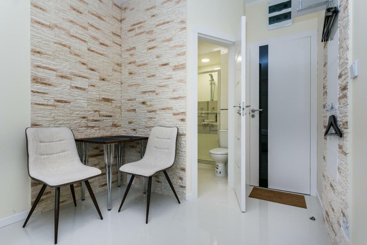 Apartamenty Dom Saski 10 Minut Od Centrum Warszawy Warschau Exterior foto
